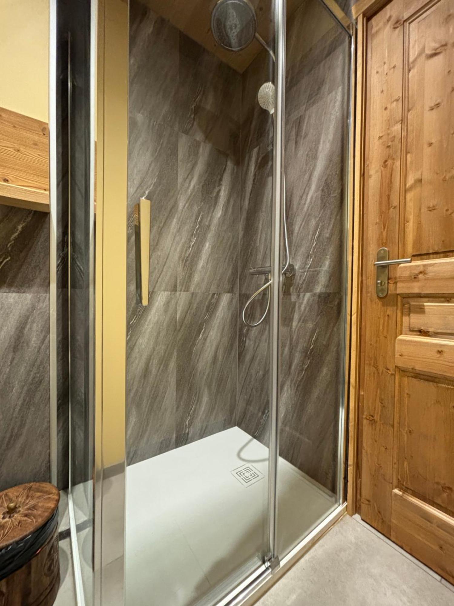 Les Secrets - Suites & Apartments Montriond Exterior photo